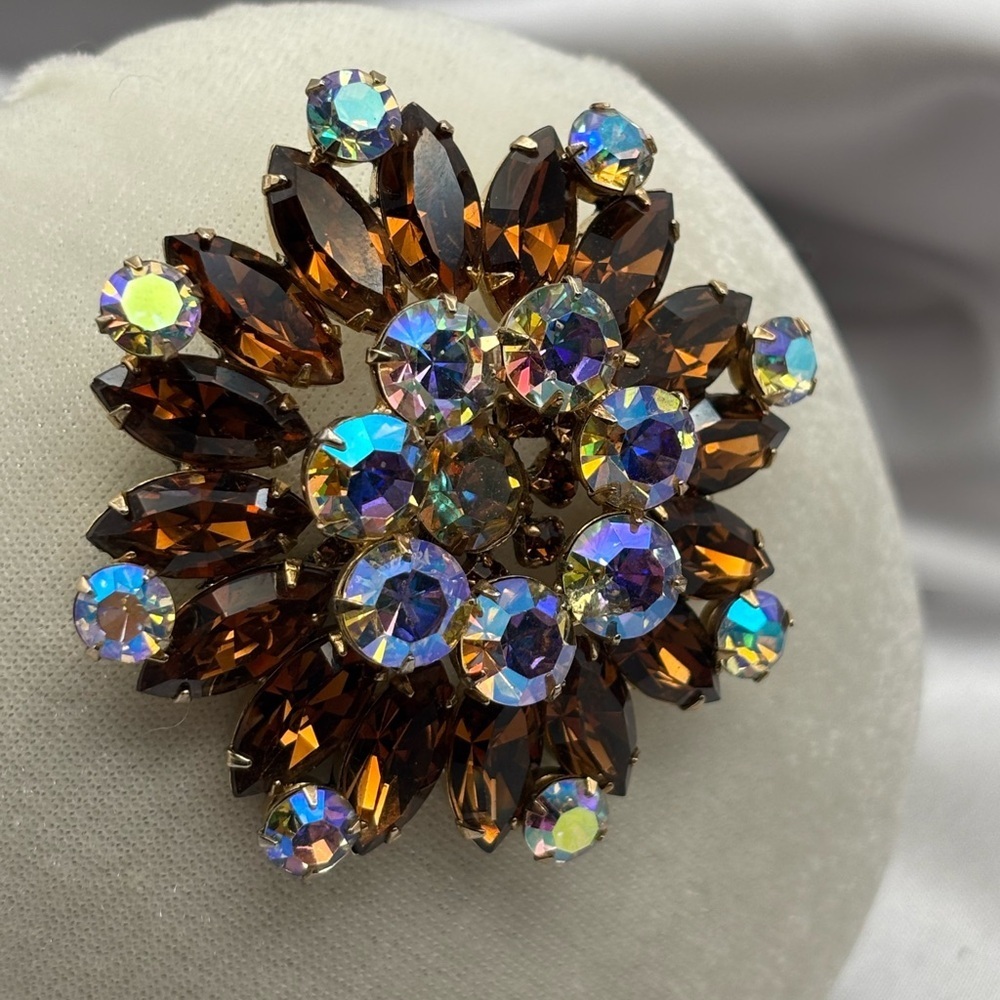 Vintage MCM Aurora Borealis & Topaz Rhinestone Tiered Sunburst Brooch